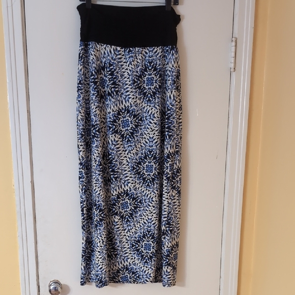 AB STUDIO Black, Blue, & White Patterned Maxi Skirt XL EUC - Picture 1 of 5